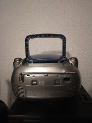 Radio CD Cassette Portátil Sanyo