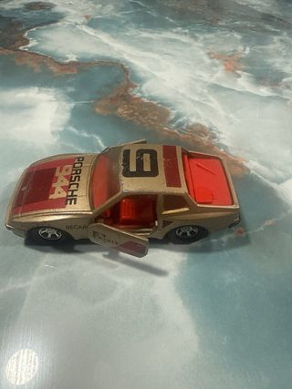 Matchbox Porsche 944. vintage.
