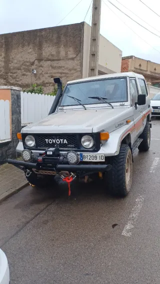 Toyota Land Cruiser 1986