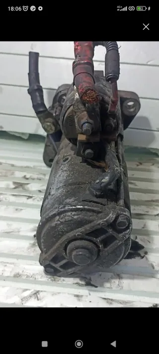 Motor de arranque Renault 2.2 dci