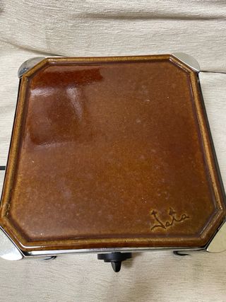 Plancha eléctrica de asar de terracota marca Jata