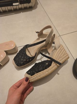 3 pares de zapatos por 2 euros