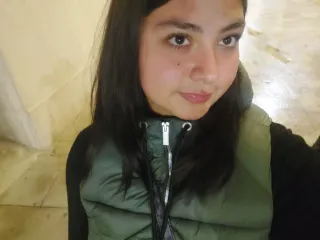 Soy una chica de 23 años que busca empleo