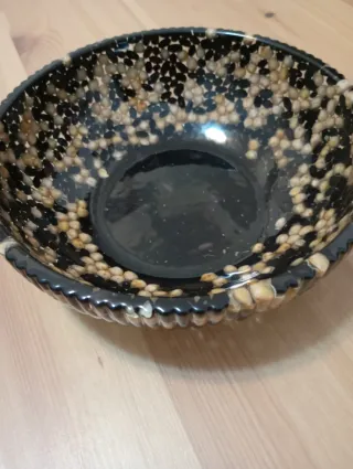 Ciotola in resina decorata