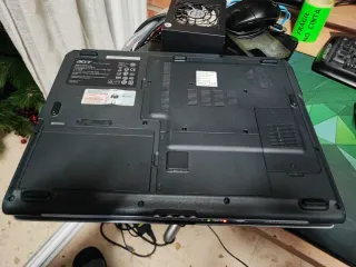 Portátil Acer Extensa 5200