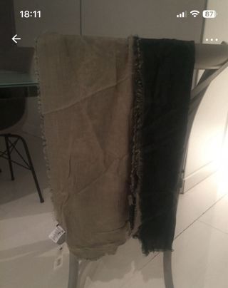 Chal bufanda floral verde y beige