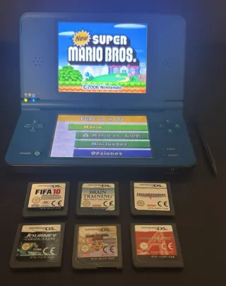 Nintendo DSI XL Azul + 7 Juegos