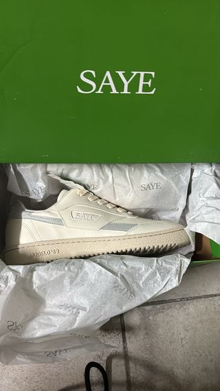 Zapatillas Saye Modelo '89 Beige/Gris