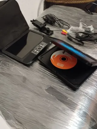 2 Pantallas Portátiles Coche SYTECH