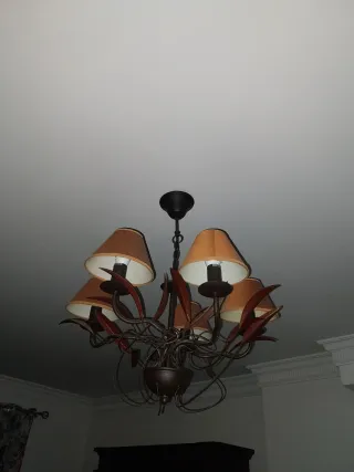 Lámparas de techo de metal y tela