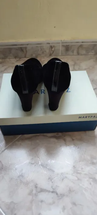 Zapatos de tacón Marypaz negros