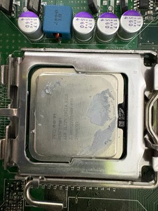 Lote di componenti informatici