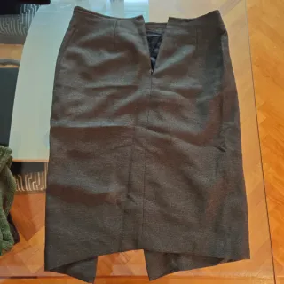 Falda de tubo con abertura