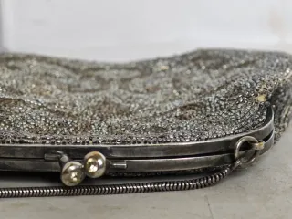 Borsa antica perline fatte a mano primi 900