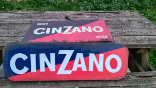 Decoración Vintage Cinzano