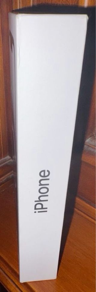 iPhone 16e precintado