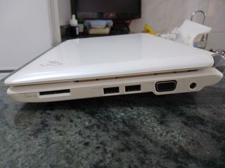 Mini portatile Asus Eee PC