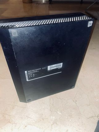 Xbox One negra 500GB + 1 Mando + 6 Juegos