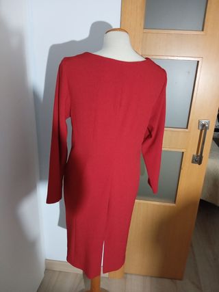 Vestido rojo hecho a mano