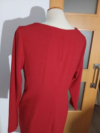 Vestido rojo hecho a mano