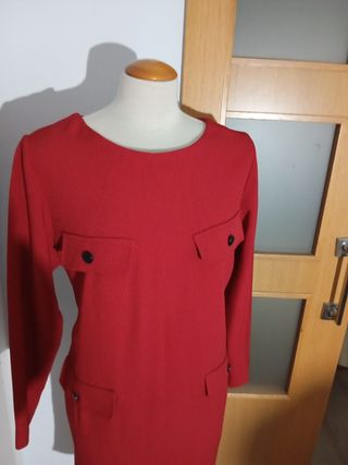 Vestido rojo hecho a mano