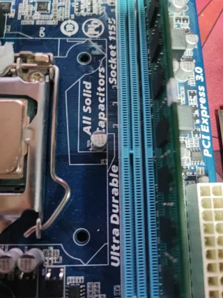 Gigabyte 1155 PLACA BASE