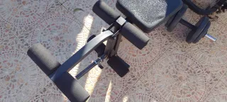 Banco de pesas con discos