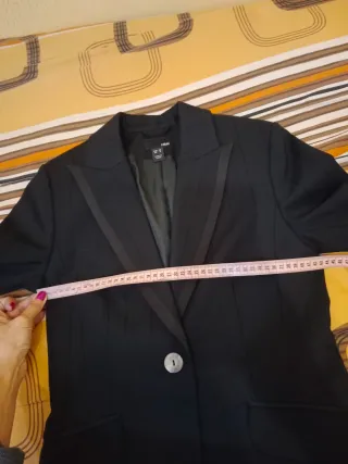 Americana H&M Negra Rayas