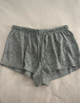 Pack 2 shorts saténrosa  y algodón gris Primark xs