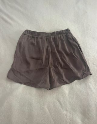 Pack 2 shorts saténrosa  y algodón gris Primark xs
