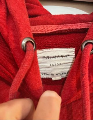 Sudadera básica roja con capucha  Primark Talla L
