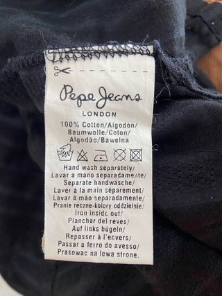 Blusa Pepe Jeans Negra con Detalles