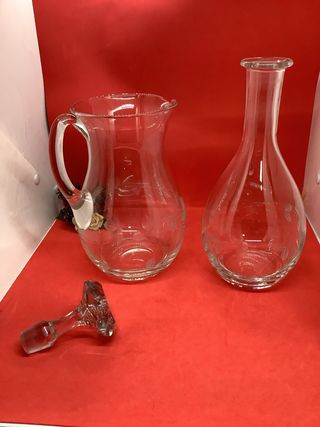 Caraffa in cristallo lavorato con bottiglia