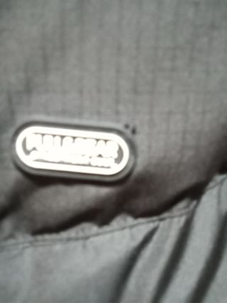 Chaleco Pull and Bear verde y negro reversible