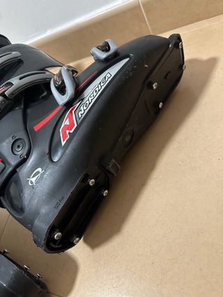 Esquís Head Cyber 180cm con Botas(leer descripcion