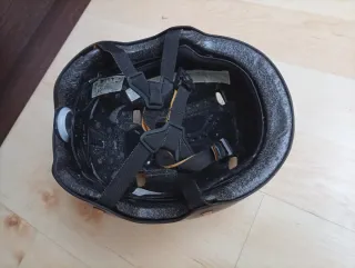 Skate Oxelo Negro +Casco Bestial Wolf+Rodilleras..