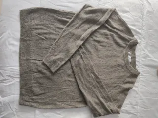 Jersey Zara Cuello Redondo Verde Oliva