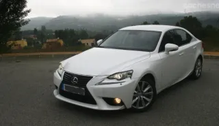 Lexus IS 2016