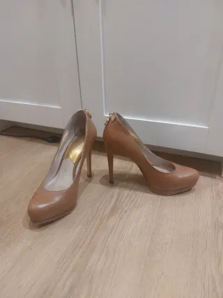Zapatos Michael Kors de tacón Talla 36 Marrones