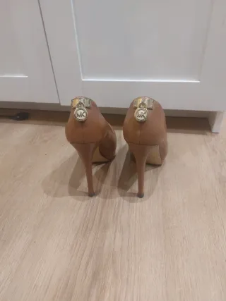 Zapatos Michael Kors de tacón Talla 36 Marrones