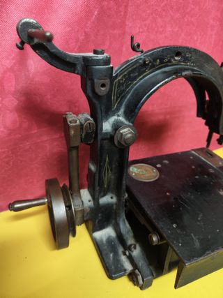 Macchina da cucire antica Bernhard Kohler 1865