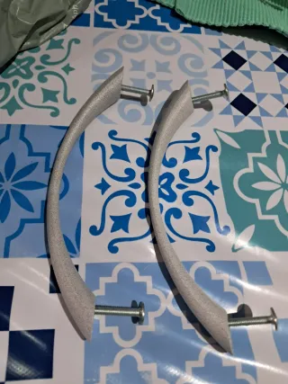 Tiradores de cocina grises 15cm (20 unidades)