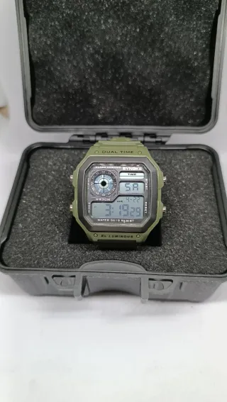 Reloj Digital Deportivo Militar Luminoso