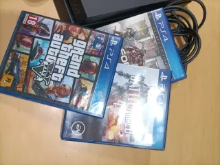 PS4 500GB Nero + Cavi + Controller + Giochi