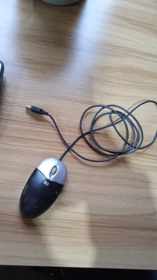 Teclado HP con ratón de regalo