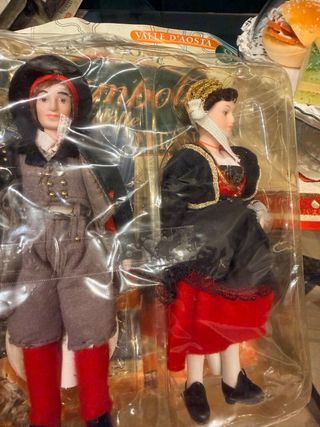 Coppia bambole ceramica Bambole delle Regioni d'It