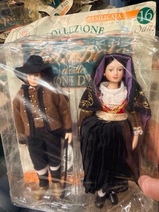 Coppia bambole ceramica Bambole delle Regioni d'It