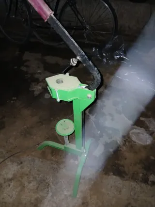 Despalilladora, Prensa y Corchadora de Uva