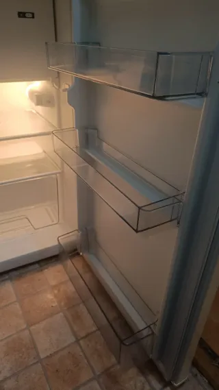 Nevera pequeña Ieka