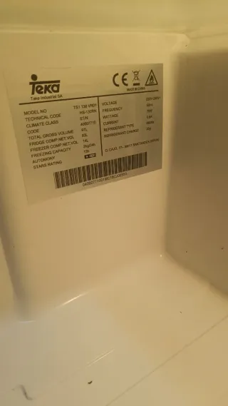 Nevera pequeña Ieka